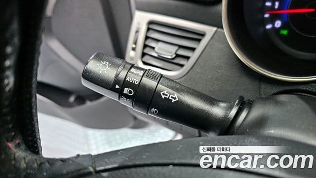 Hyundai Avante MD Premier, 2011 18