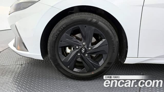 Hyundai Avante (CN7) Modern, 2023 все фото