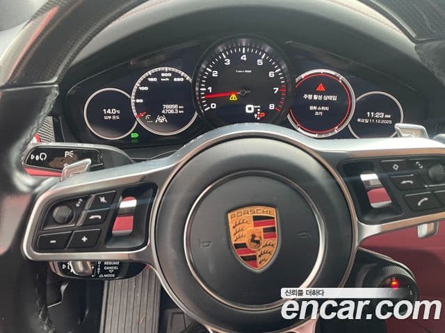 Porsche Cayenne (PO536), 2019 9