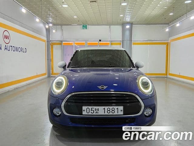 Mini Cooper 3세대, 2019 2