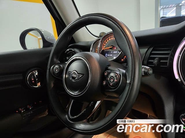 Mini Cooper 3세대, 2019 14