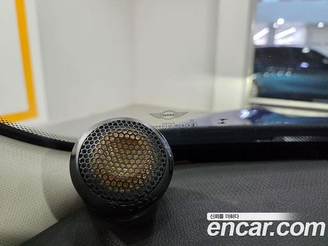 Mini Cooper 3세대, 2019 16