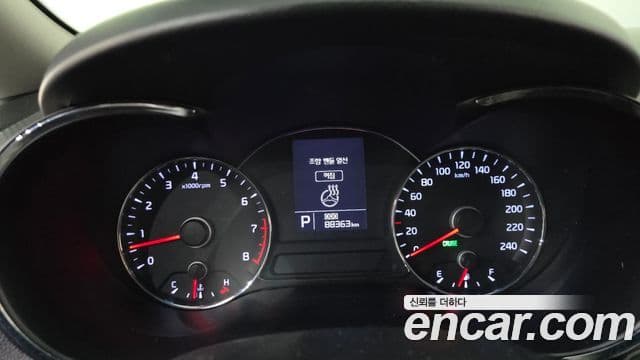 Kia K3 Prestige, 2013 8