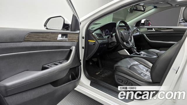 Hyundai LF Sonata 2.0 Smart, 2015 11