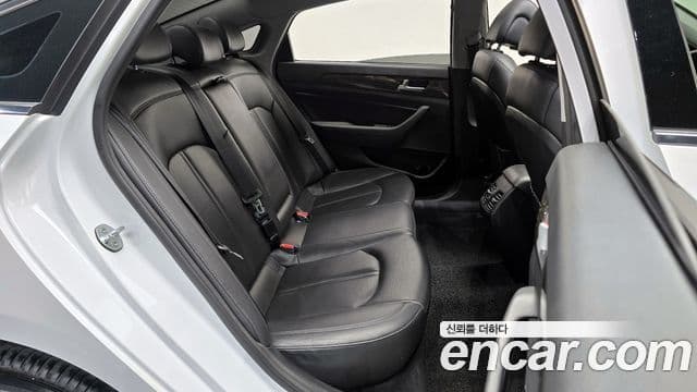 Hyundai LF Sonata 2.0 Smart, 2015 12