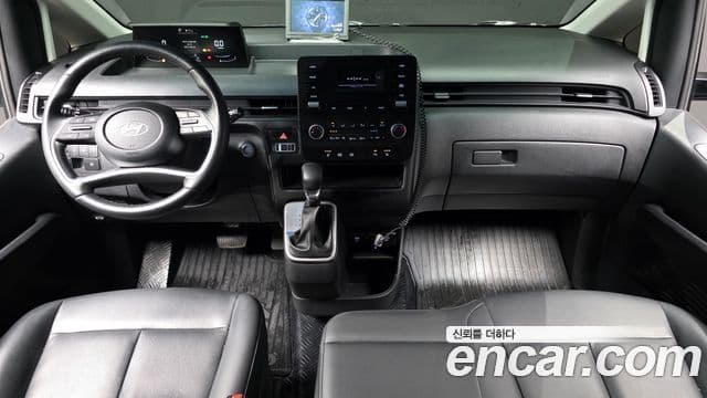 Hyundai Staria Modern, 2025 7