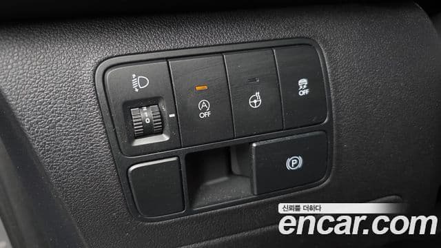 Hyundai Staria Modern, 2025 17