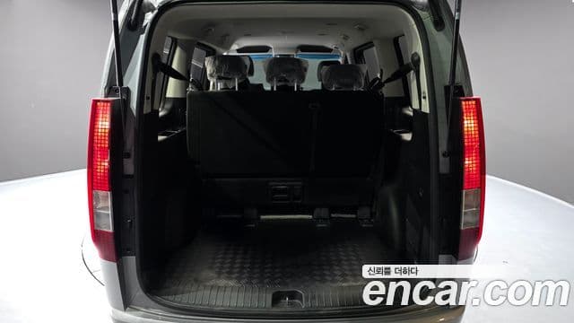 Hyundai Staria Modern, 2025 20