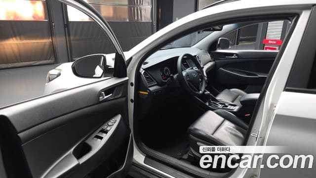 Hyundai All New Tucson Style, 2016 10