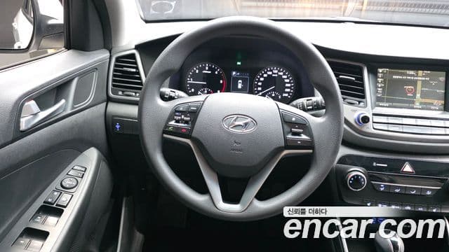 Hyundai All New Tucson Style, 2016 13