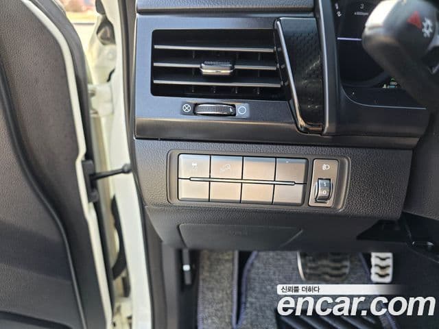 KG모빌리티(SsangYong) Rexton Sport 칸 Dynamic Edition (5-Link), 2021 17