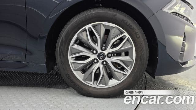 Kia K5 гибрид 3세대 Signature, 2020 все фото