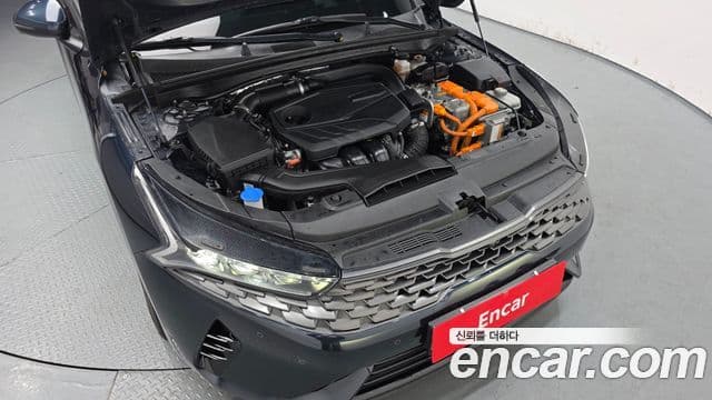 Kia K5 гибрид 3세대 Signature, 2020 6