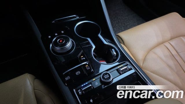 Kia K5 гибрид 3세대 Signature, 2020 9