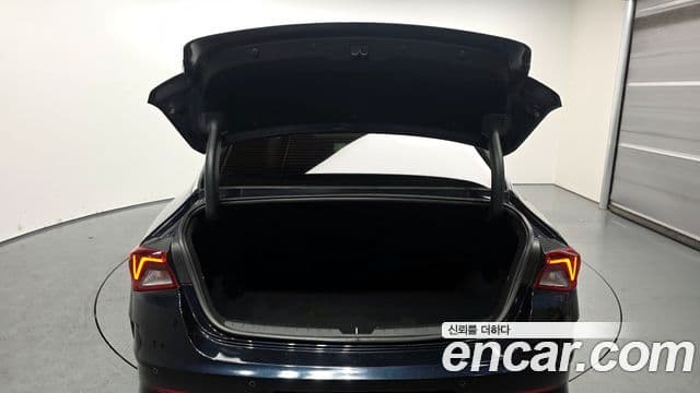 Kia K5 гибрид 3세대 Signature, 2020 20