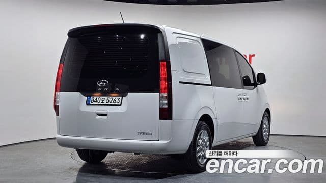 Hyundai Staria Modern, 2022 2