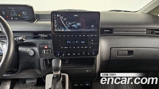 Hyundai Staria Modern, 2022 15