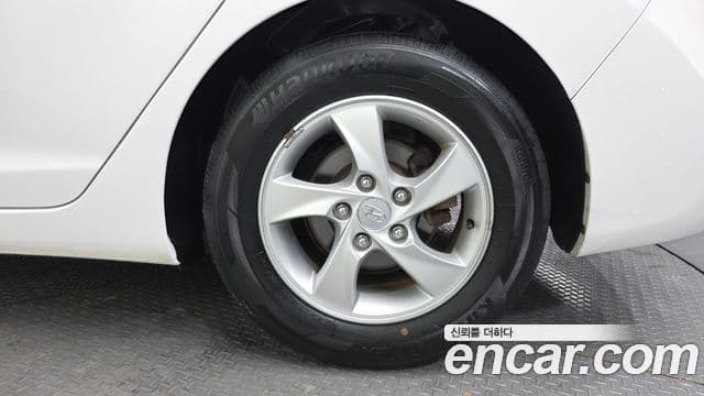 Hyundai Avante MD Luxury, 2012 все фото