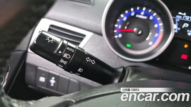 Hyundai Avante MD Luxury, 2012 14