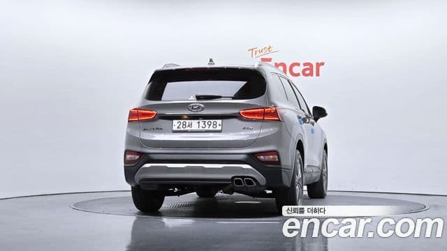 Hyundai Santa Fe TM Exclusive, 2019 4