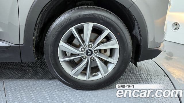 Hyundai Santa Fe TM Exclusive, 2019 все фото