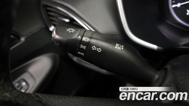 Hyundai Santa Fe TM Exclusive, 2019 17