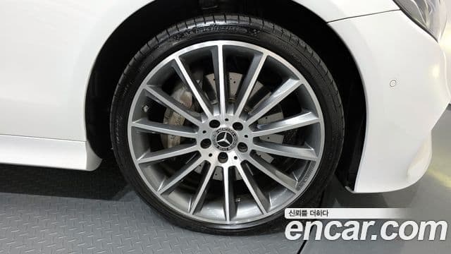 Mercedes-Benz E-класс W213 E450 4MATIC купе, 2020 все фото