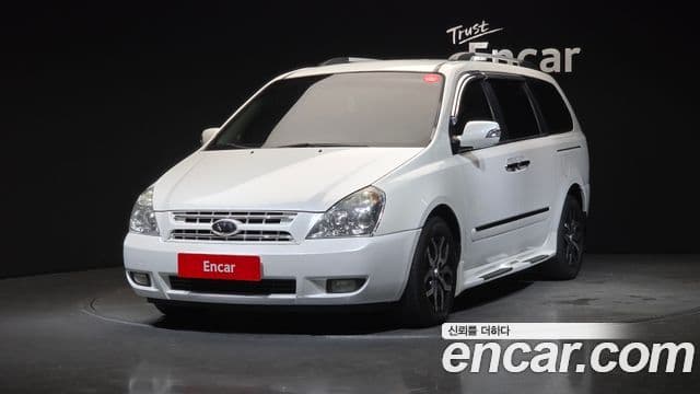 Kia Carnival R люксовая версия, 2013 1
