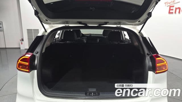 Kia Niro EV Prestige, 2022 20