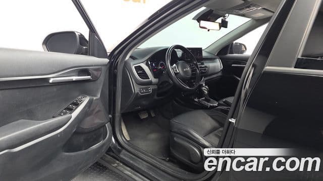 Kia Seltos Trendy, 2023 10