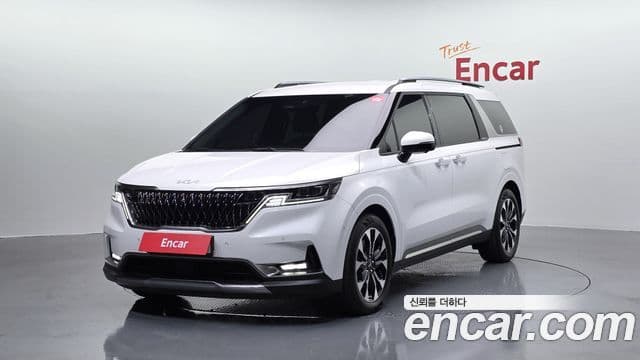 Kia Carnival 4세대 Signature, 2022 1