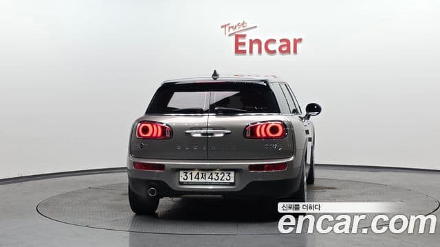 Mini Cooper D 클럽맨 2세대, 2019 4