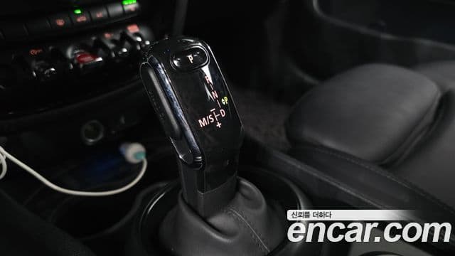 Mini Cooper D 클럽맨 2세대, 2019 9