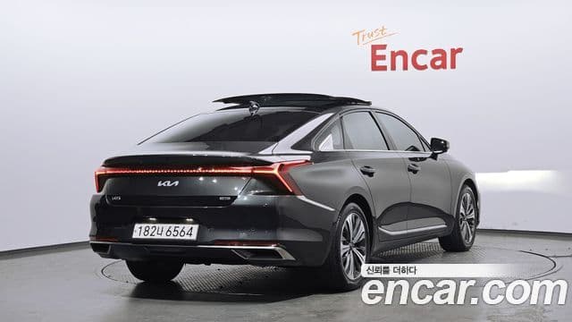 Kia K8 гибрид Noblesse, 2022 2