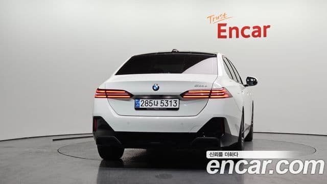 BMW 5시리즈 (G60) 523d M Sport, 2025 4