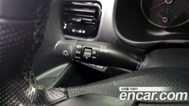 Kia Stonic Prestige, 2018 18