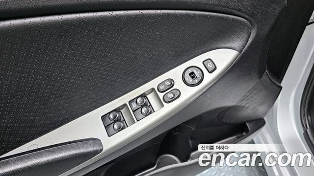 Hyundai Accent(новый кузов / новое поколение) Modern, 2016 17