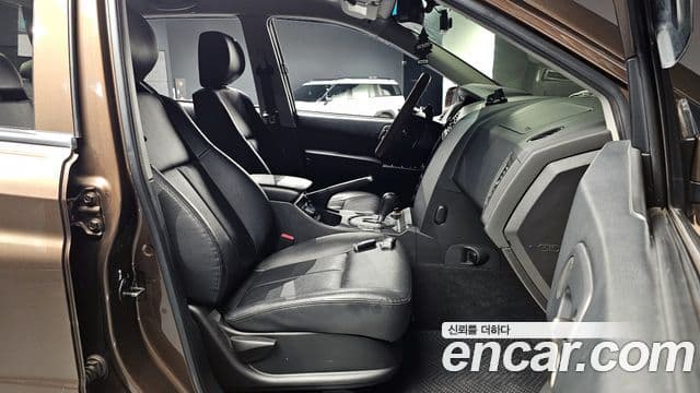 KG모빌리티(SsangYong) Korando Sport Adventure 60th Edition 4WD, 2015 10