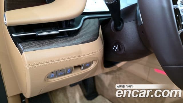 Genesis G90 (RS4) бензин 3.5 турбо e-S/C AWD, 2023 15