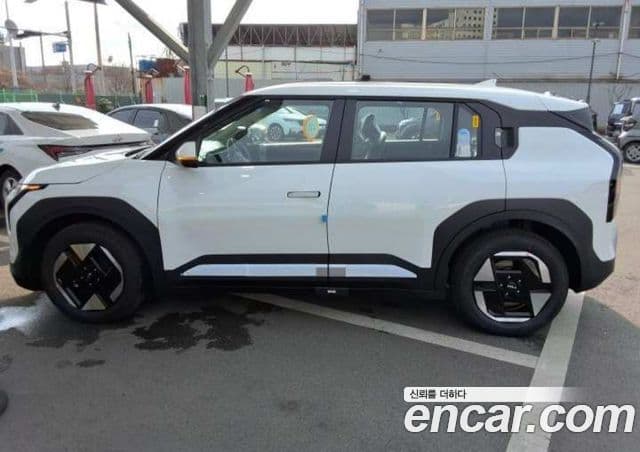 Kia EV3 Air, 2027 все фото