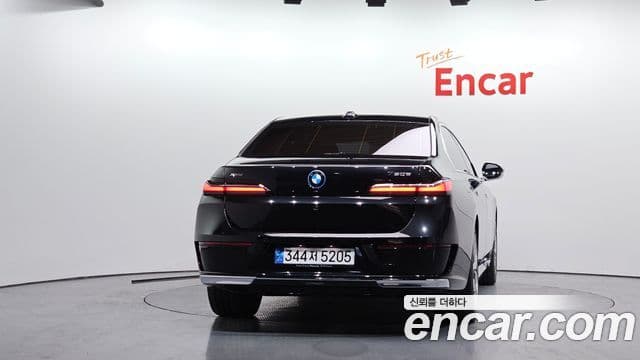 BMW 7시리즈 (G70) 750e xDrive Design Pure Excellence, 2023 4