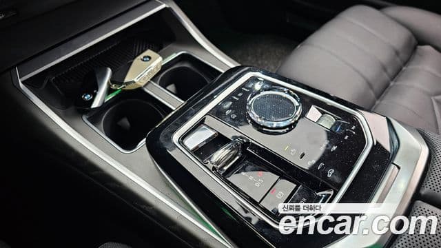 BMW 7시리즈 (G70) 750e xDrive Design Pure Excellence, 2023 9