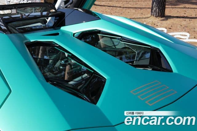 Lamborghini 아벤타도르 S LP740-4 Roadster, 2021 18