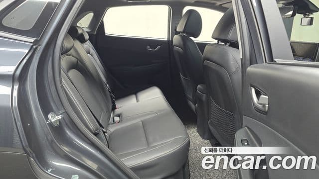 Hyundai Kona гибрид Special, 2020 12