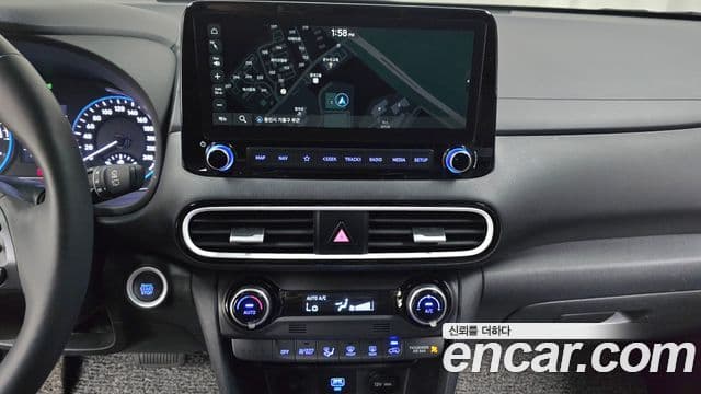 Hyundai Kona гибрид Special, 2020 14