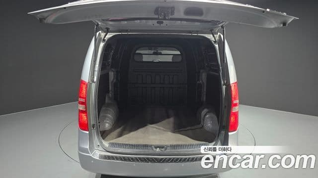 Hyundai Grand Starex CVX Deluxe, 2012 20