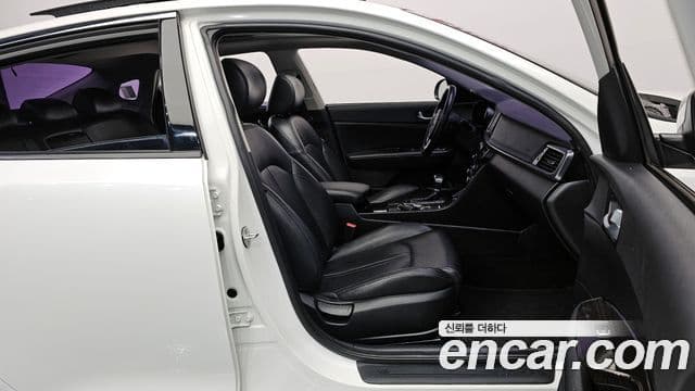 Kia K5 2세대 Prestige, 2016 10