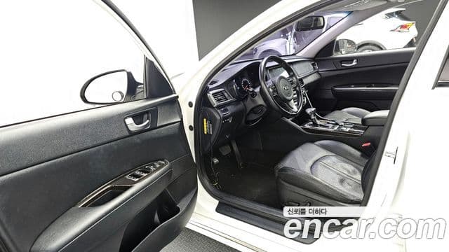 Kia K5 2세대 Prestige, 2016 11