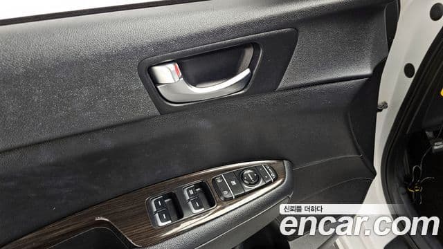 Kia K5 2세대 Prestige, 2016 18