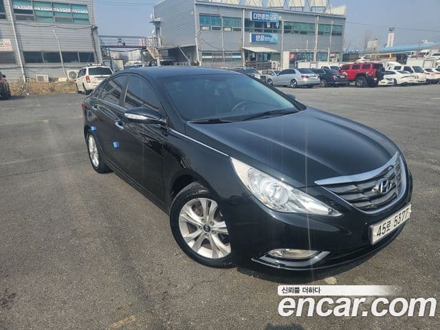 Hyundai YF Sonata люксовая версия, 2011 3